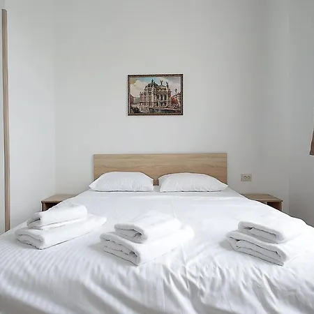 Buk On Doroshenka 29 * Lviv