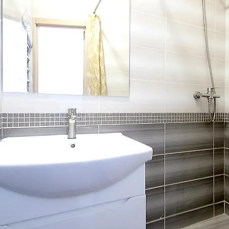 Buk On Doroshenka 29