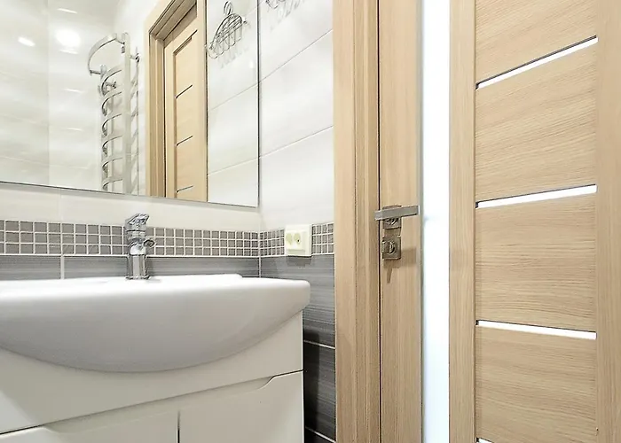 Buk On Doroshenka 29 *