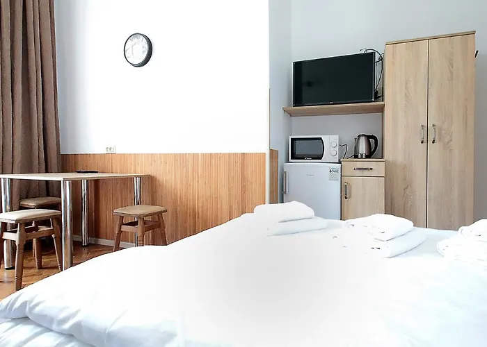 Buk On Doroshenka 29 شقة