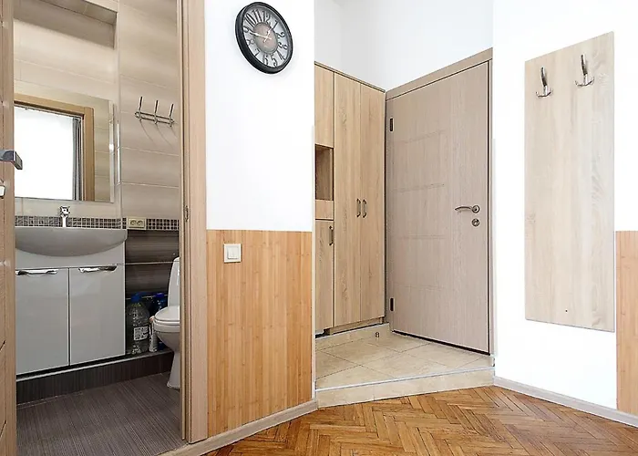 Buk On Doroshenka 29 *