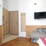 Apartment Buk On Doroshenka 29 Lviv